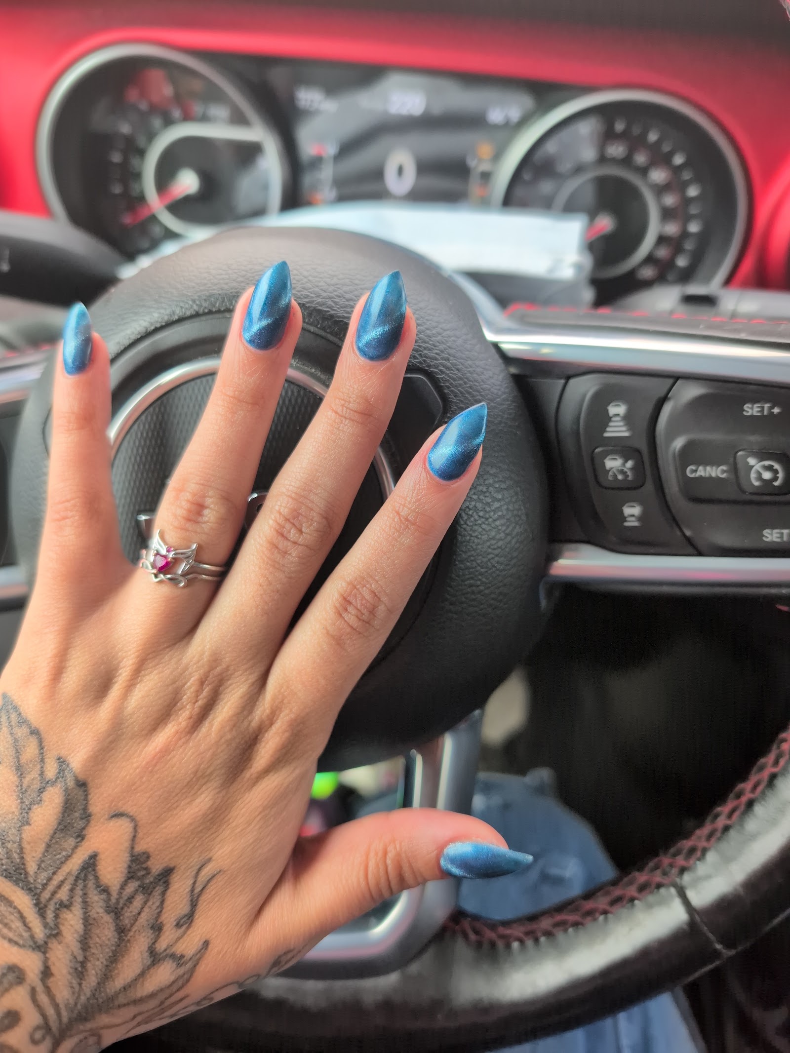 TK Nails Spa & Bar nail photo 3